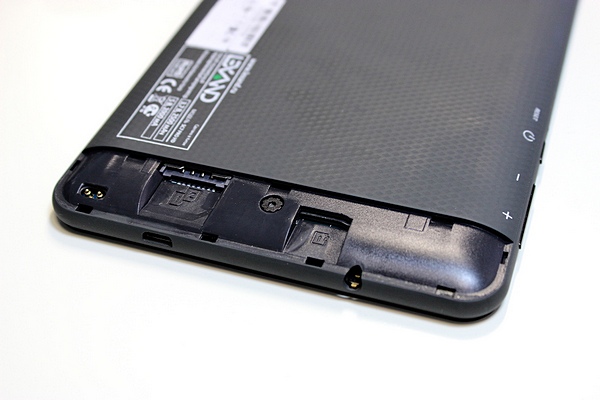 Фотографии автомобильного планшета Lexand SC7 Pro HD